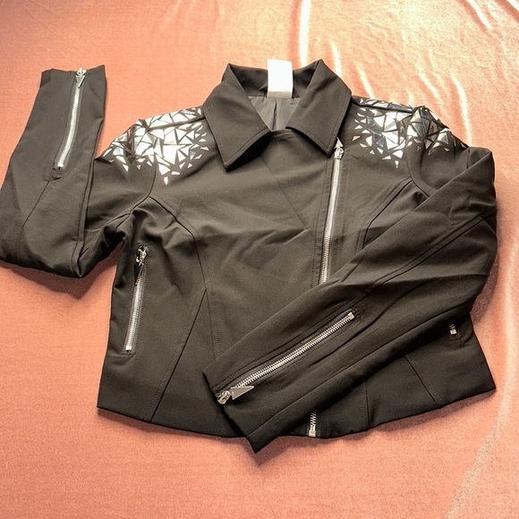 DISNEY evil Queen jacket - Picture 1 of 7